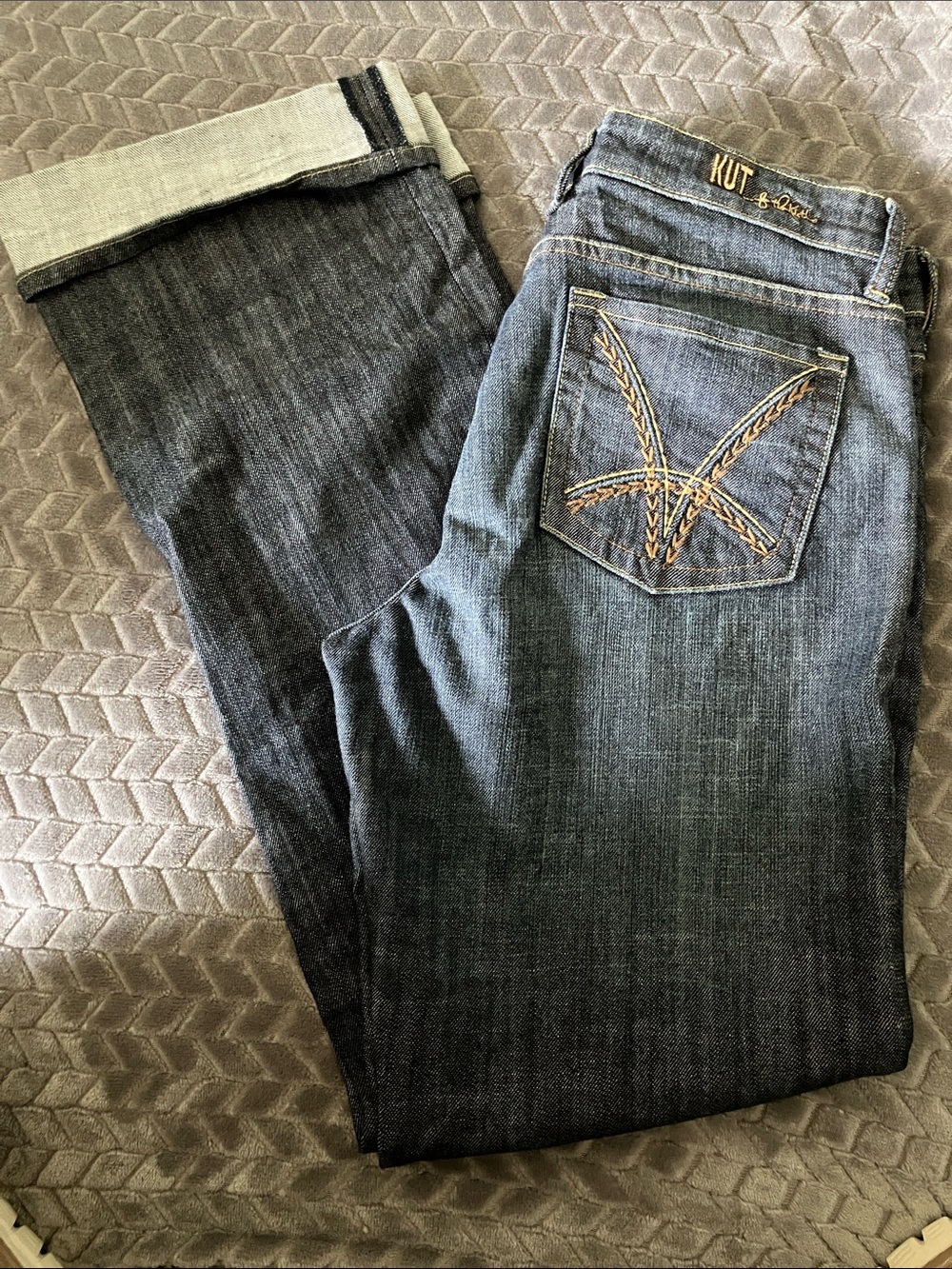 7 For All Mankind Men's Indigo Straight Jeans with Contrast Stitching